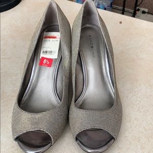 Bandolino Peep Toe Wedges